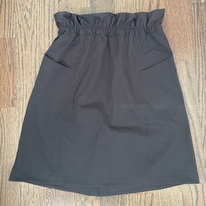 Lululemon black Trip Taker Skirt